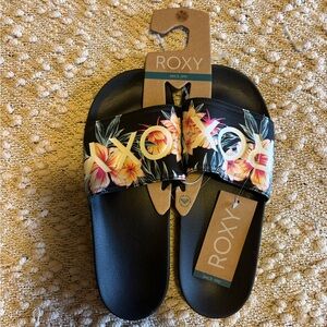 Roxy Black Floral Slides